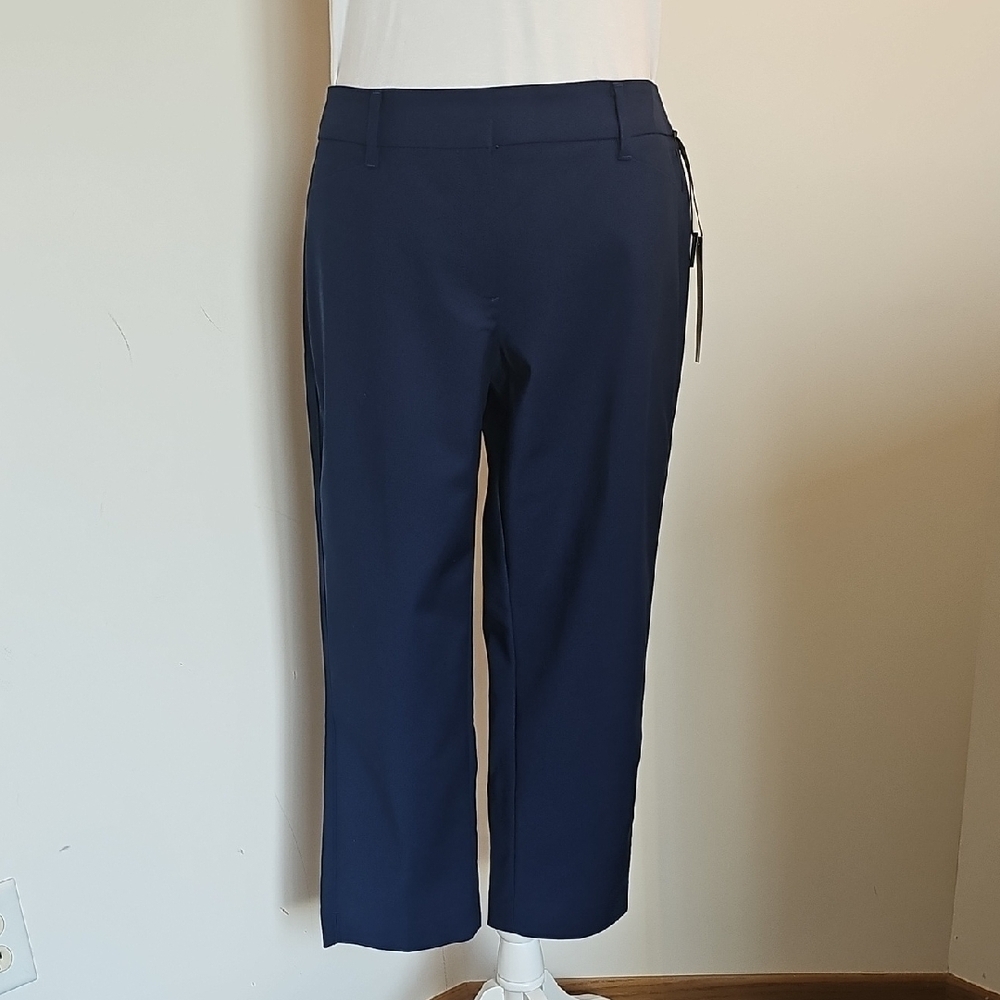 White House Black Market Navy Straight Cropped Pants